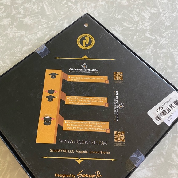 Graduation Cap Topper - Picture 2 of 2